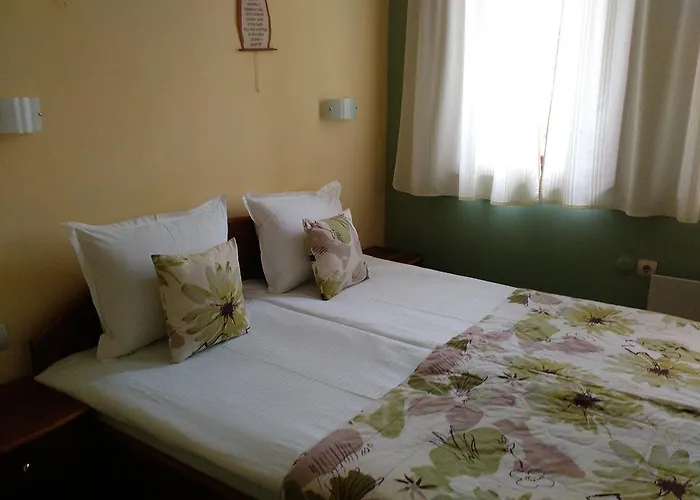 Hotel Family Bashtina Kashta 3*