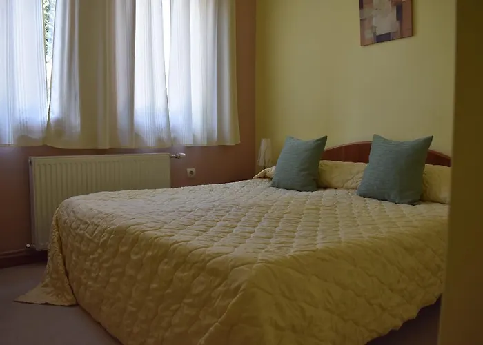 Family Bashtina Kashta Hotel Kopriwsztica