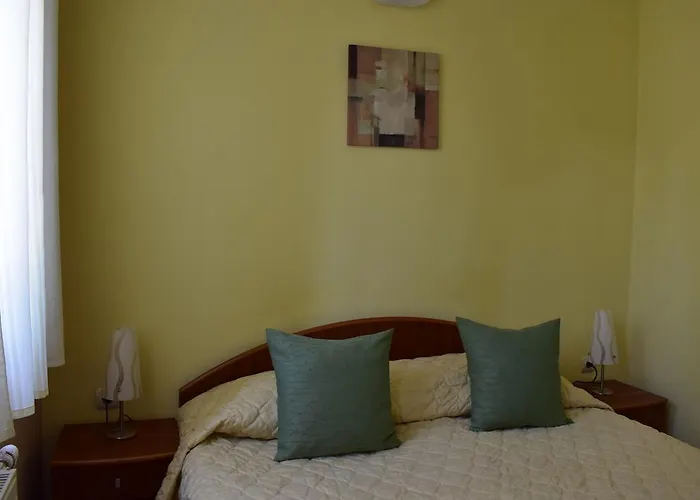 Family Bashtina Kashta Hotel 3*