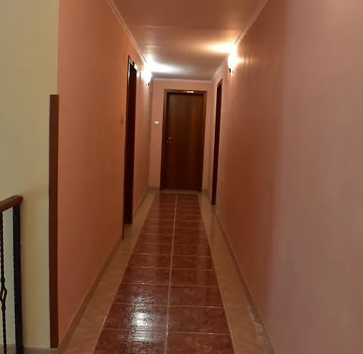 Hotel Family Bashtina Kashta 3*