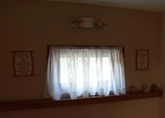 Family Bashtina Kashta 3* Kopriwsztica